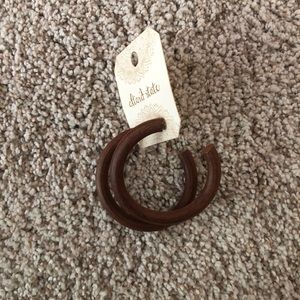 altars state wood hoop earrings